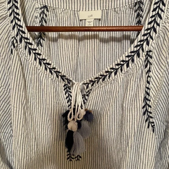 JJILL STRIPED BLUE AND WHITE EMBROIDERED DRESS - Picture 2 of 6